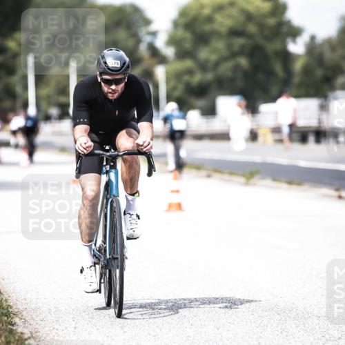 16.08.2026 - KN Förde Triathlon 2026 H.Heesch http://msf.ph/oto/9985401 16.08.2026 13:04:22 Radfahren 575 meine-sportfotos.de