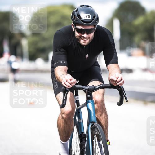 16.08.2026 - KN Förde Triathlon 2026 H.Heesch http://msf.ph/oto/9985411 16.08.2026 13:04:23 Radfahren 575 meine-sportfotos.de