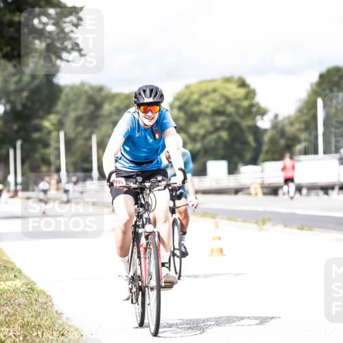 16.08.2026 - KN Förde Triathlon 2026 H.Heesch http://msf.ph/oto/9985424 16.08.2026 13:04:48 Radfahren 555, 705, 717 meine-sportfotos.de