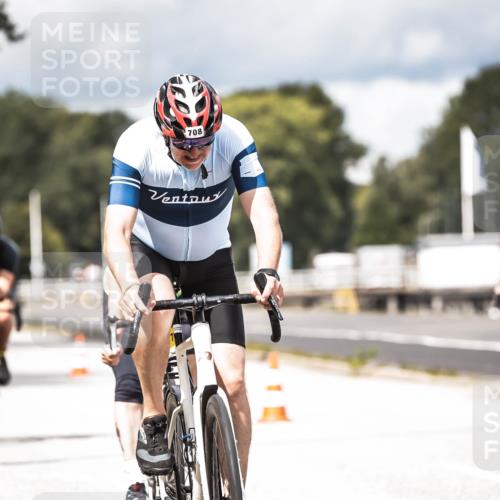 16.08.2026 - KN Förde Triathlon 2026 H.Heesch http://msf.ph/oto/9985456 16.08.2026 13:05:03 Radfahren 501, 502, 508, 708, 724, 740, 742 meine-sportfotos.de
