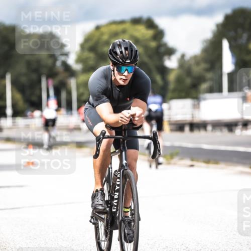 16.08.2026 - KN Förde Triathlon 2026 H.Heesch http://msf.ph/oto/9985464 16.08.2026 13:05:04 Radfahren 196, 502, 508, 708, 724, 740, 742 meine-sportfotos.de