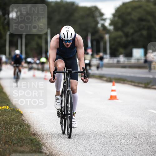 16.08.2026 - KN Förde Triathlon 2026 H.Heesch http://msf.ph/oto/9985521 16.08.2026 13:05:49 Radfahren 518, 569 meine-sportfotos.de