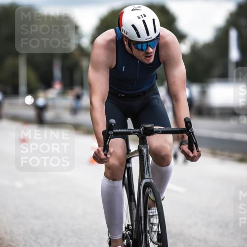 16.08.2026 - KN Förde Triathlon 2026 H.Heesch http://msf.ph/oto/9985536 16.08.2026 13:05:49 Radfahren 518, 569 meine-sportfotos.de