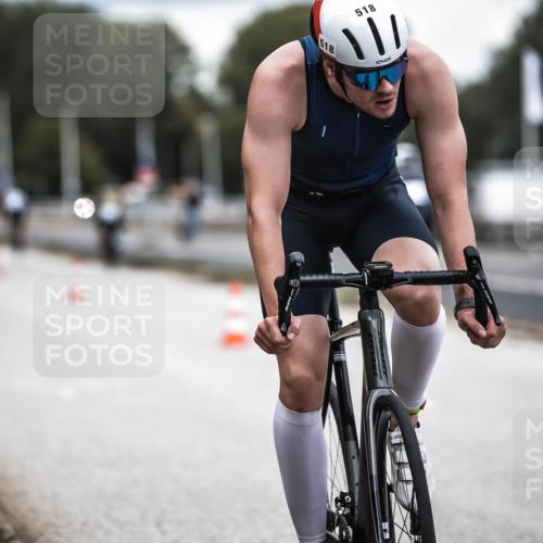 16.08.2026 - KN Förde Triathlon 2026 H.Heesch http://msf.ph/oto/9985537 16.08.2026 13:05:49 Radfahren 518, 569 meine-sportfotos.de