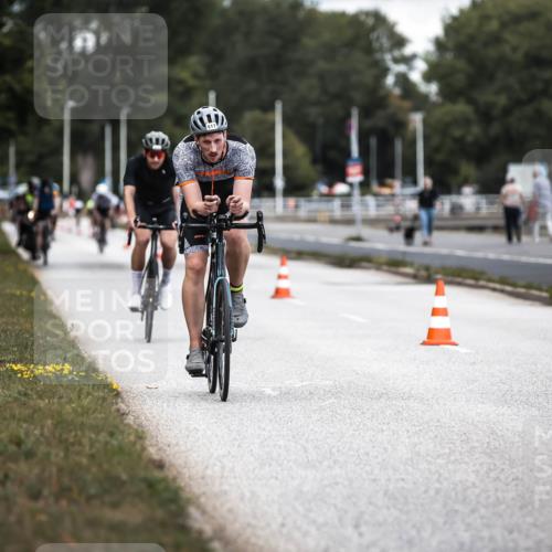 16.08.2026 - KN Förde Triathlon 2026 H.Heesch http://msf.ph/oto/9985565 16.08.2026 13:05:58 Radfahren 510, 517, 573 meine-sportfotos.de