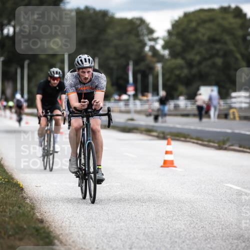 16.08.2026 - KN Förde Triathlon 2026 H.Heesch http://msf.ph/oto/9985571 16.08.2026 13:05:58 Radfahren 510, 517, 573 meine-sportfotos.de