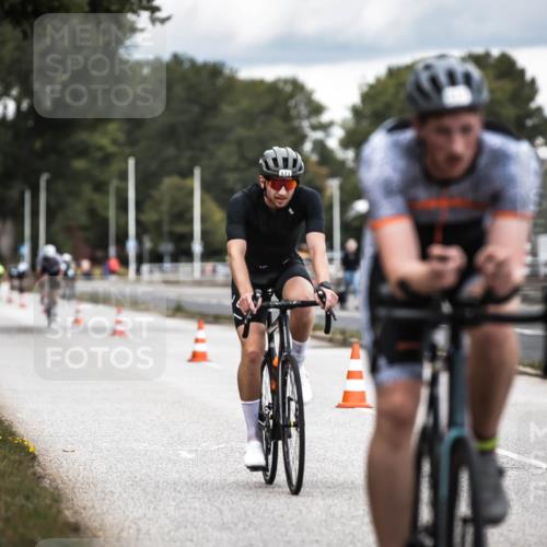 16.08.2026 - KN Förde Triathlon 2026 H.Heesch http://msf.ph/oto/9985577 16.08.2026 13:05:59 Radfahren 517, 573 meine-sportfotos.de