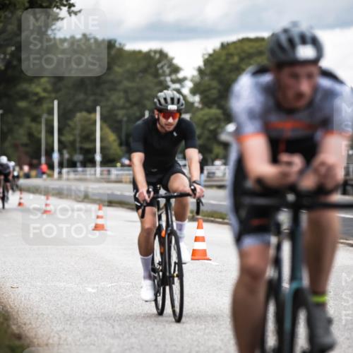 16.08.2026 - KN Förde Triathlon 2026 H.Heesch http://msf.ph/oto/9985579 16.08.2026 13:06:00 Radfahren 517, 573, 586 meine-sportfotos.de