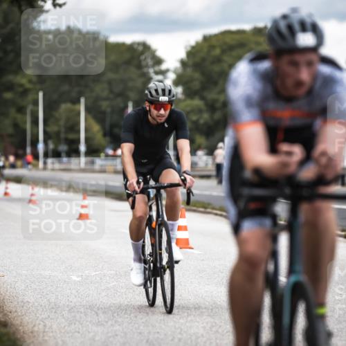 16.08.2026 - KN Förde Triathlon 2026 H.Heesch http://msf.ph/oto/9985580 16.08.2026 13:06:00 Radfahren 517, 573, 586 meine-sportfotos.de
