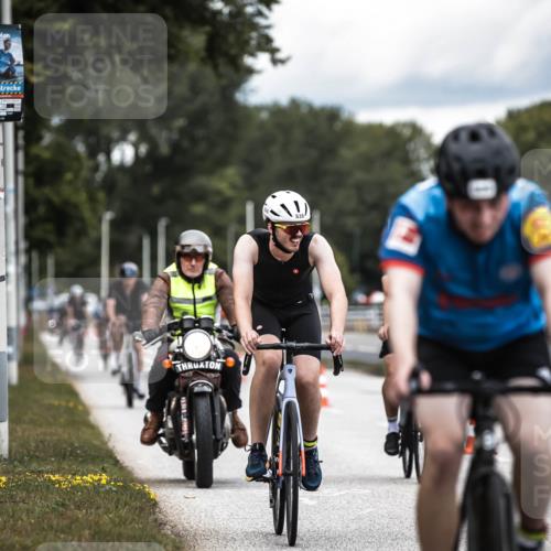 16.08.2026 - KN Förde Triathlon 2026 H.Heesch http://msf.ph/oto/9985601 16.08.2026 13:06:07 Radfahren 535, 542, 567, 585, 586, 609, 715, 745 meine-sportfotos.de