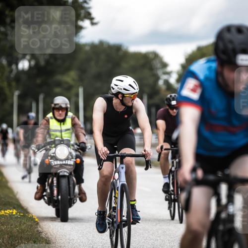 16.08.2026 - KN Förde Triathlon 2026 H.Heesch http://msf.ph/oto/9985607 16.08.2026 13:06:07 Radfahren 535, 542, 567, 585, 586, 609, 715, 745 meine-sportfotos.de