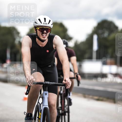 16.08.2026 - KN Förde Triathlon 2026 H.Heesch http://msf.ph/oto/9985614 16.08.2026 13:06:08 Radfahren 535, 542, 567, 585, 586, 609, 715, 745 meine-sportfotos.de