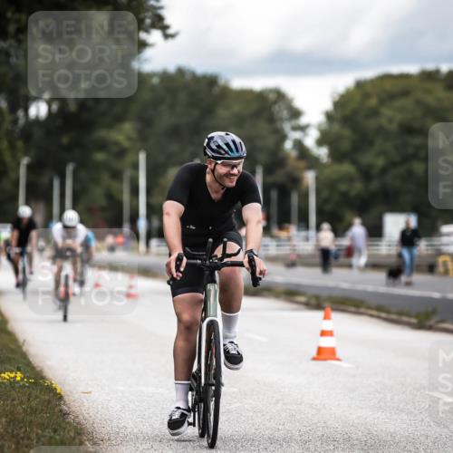 16.08.2026 - KN Förde Triathlon 2026 H.Heesch http://msf.ph/oto/9985619 16.08.2026 13:06:11 Radfahren 514, 535, 567, 585, 591, 715 meine-sportfotos.de