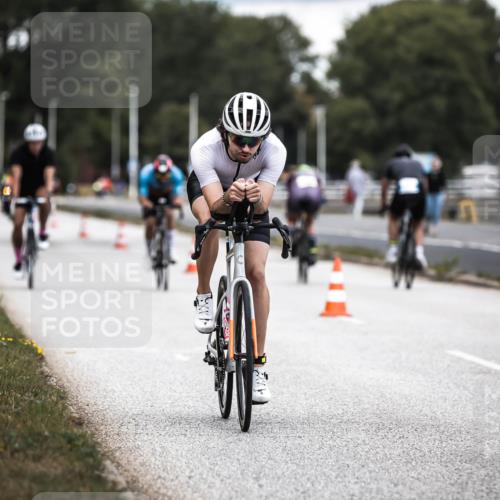 16.08.2026 - KN Förde Triathlon 2026 H.Heesch http://msf.ph/oto/9985634 16.08.2026 13:06:14 Radfahren 514, 539, 546, 585, 591 meine-sportfotos.de