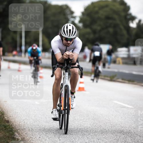 16.08.2026 - KN Förde Triathlon 2026 H.Heesch http://msf.ph/oto/9985638 16.08.2026 13:06:14 Radfahren 514, 539, 546, 585, 591 meine-sportfotos.de