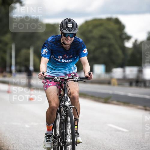 16.08.2026 - KN Förde Triathlon 2026 H.Heesch http://msf.ph/oto/9985696 16.08.2026 13:06:30 Radfahren 527, 545, 580, 725 meine-sportfotos.de