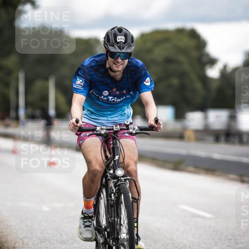 16.08.2026 - KN Förde Triathlon 2026 H.Heesch http://msf.ph/oto/9985697 16.08.2026 13:06:30 Radfahren 527, 545, 580, 725 meine-sportfotos.de