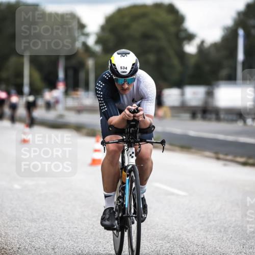 16.08.2026 - KN Förde Triathlon 2026 H.Heesch http://msf.ph/oto/9985727 16.08.2026 13:06:41 Radfahren 534, 720 meine-sportfotos.de