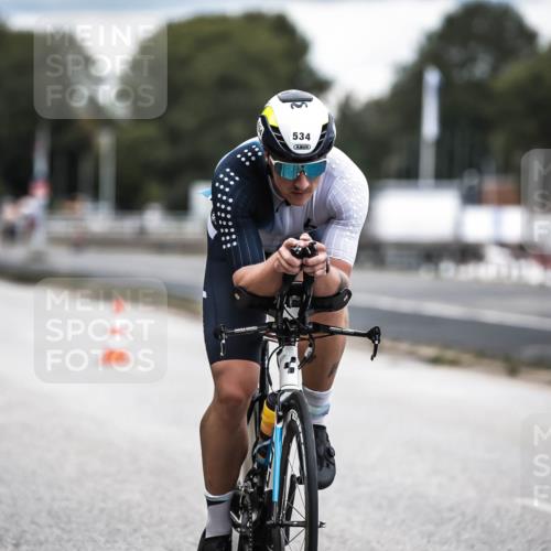 16.08.2026 - KN Förde Triathlon 2026 H.Heesch http://msf.ph/oto/9985731 16.08.2026 13:06:41 Radfahren 534, 720 meine-sportfotos.de