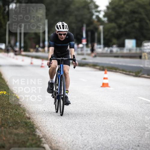 16.08.2026 - KN Förde Triathlon 2026 H.Heesch http://msf.ph/oto/9985756 16.08.2026 13:06:56 Radfahren 520, 525, 551, 583, 723 meine-sportfotos.de