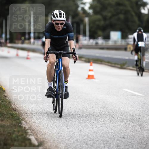 16.08.2026 - KN Förde Triathlon 2026 H.Heesch http://msf.ph/oto/9985761 16.08.2026 13:06:57 Radfahren 520, 525, 551, 583, 723 meine-sportfotos.de