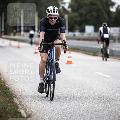 16.08.2026 - KN Förde Triathlon 2026 H.Heesch http://msf.ph/oto/9985764 16.08.2026 13:06:57 Radfahren 520, 525, 551, 583, 723 meine-sportfotos.de