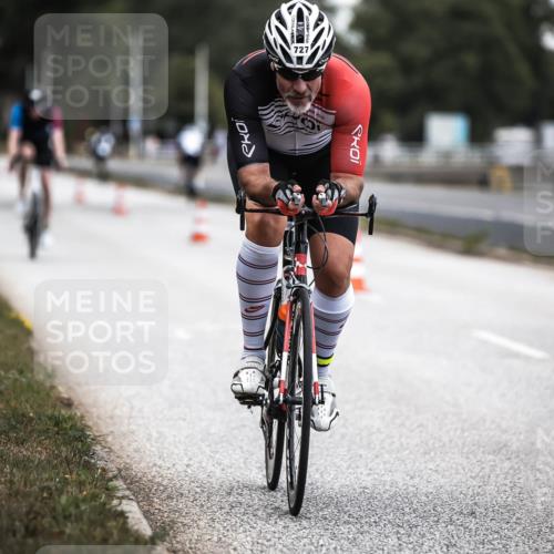 16.08.2026 - KN Förde Triathlon 2026 H.Heesch http://msf.ph/oto/9985789 16.08.2026 13:07:07 Radfahren 509, 543, 727 meine-sportfotos.de