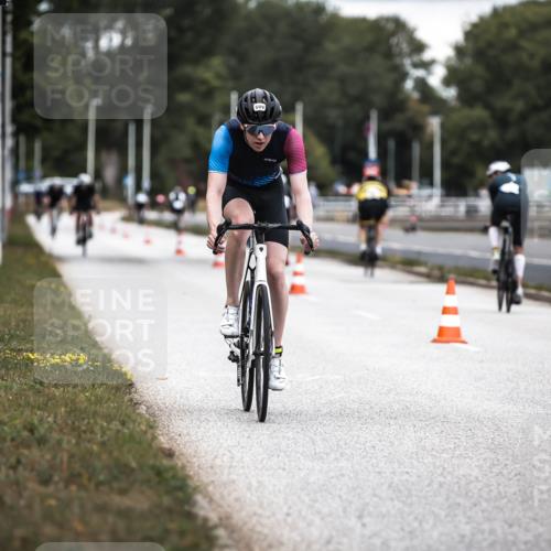 16.08.2026 - KN Förde Triathlon 2026 H.Heesch http://msf.ph/oto/9985796 16.08.2026 13:07:09 Radfahren 509, 543, 704, 727 meine-sportfotos.de