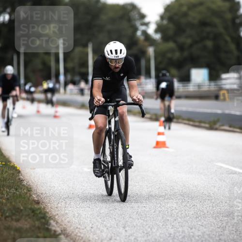 16.08.2026 - KN Förde Triathlon 2026 H.Heesch http://msf.ph/oto/9985822 16.08.2026 13:07:16 Radfahren 507, 704, 724, 740 meine-sportfotos.de