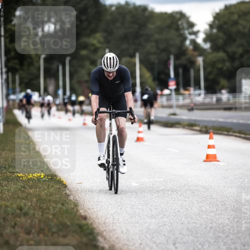 16.08.2026 - KN Förde Triathlon 2026 H.Heesch http://msf.ph/oto/9985836 16.08.2026 13:07:18 Radfahren 507, 724, 740 meine-sportfotos.de