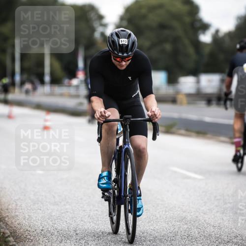 16.08.2026 - KN Förde Triathlon 2026 H.Heesch http://msf.ph/oto/9985897 16.08.2026 13:07:34 Radfahren 196, 513, 592, 711 meine-sportfotos.de