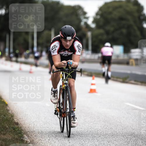 16.08.2026 - KN Förde Triathlon 2026 H.Heesch http://msf.ph/oto/9985909 16.08.2026 13:07:38 Radfahren 592, 711 meine-sportfotos.de