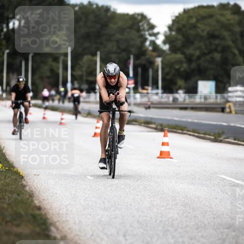 16.08.2026 - KN Förde Triathlon 2026 H.Heesch http://msf.ph/oto/9985957 16.08.2026 13:07:51 Radfahren 521, 530, 562, 594, 603, 743 meine-sportfotos.de