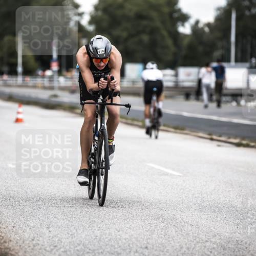 16.08.2026 - KN Förde Triathlon 2026 H.Heesch http://msf.ph/oto/9985970 16.08.2026 13:07:52 Radfahren 562, 594, 603 meine-sportfotos.de