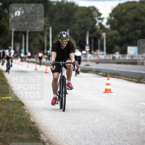 16.08.2026 - KN Förde Triathlon 2026 H.Heesch http://msf.ph/oto/9985977 16.08.2026 13:07:54 Radfahren 562, 594, 603 meine-sportfotos.de