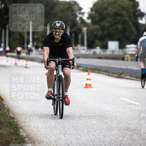 16.08.2026 - KN Förde Triathlon 2026 H.Heesch http://msf.ph/oto/9985987 16.08.2026 13:07:55 Radfahren 562, 594, 603, 738 meine-sportfotos.de