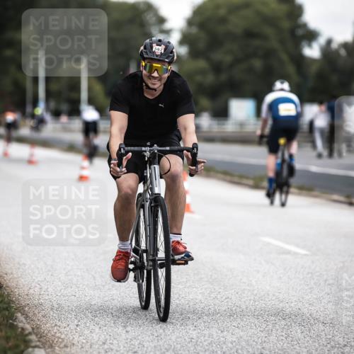 16.08.2026 - KN Förde Triathlon 2026 H.Heesch http://msf.ph/oto/9985995 16.08.2026 13:07:55 Radfahren 562, 594, 603, 738 meine-sportfotos.de