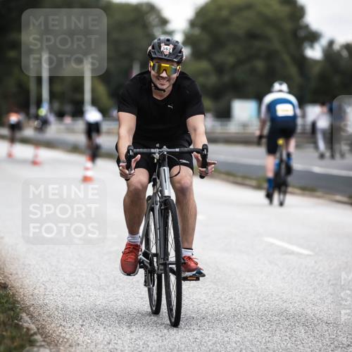 16.08.2026 - KN Förde Triathlon 2026 H.Heesch http://msf.ph/oto/9985996 16.08.2026 13:07:55 Radfahren 562, 594, 603, 738 meine-sportfotos.de