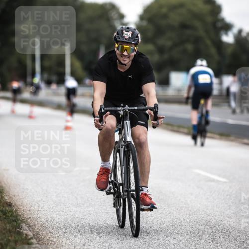 16.08.2026 - KN Förde Triathlon 2026 H.Heesch http://msf.ph/oto/9985997 16.08.2026 13:07:55 Radfahren 562, 594, 603, 738 meine-sportfotos.de