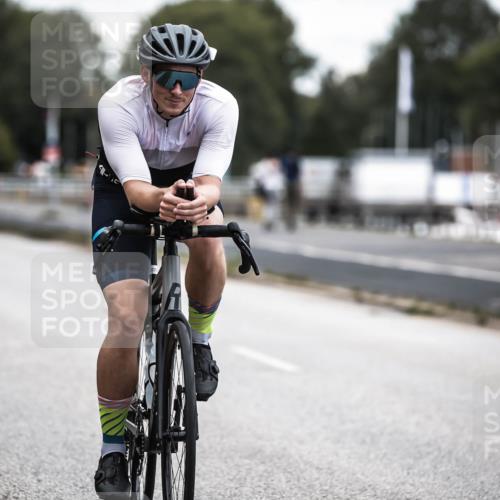 16.08.2026 - KN Förde Triathlon 2026 H.Heesch http://msf.ph/oto/9986018 16.08.2026 13:08:01 Radfahren 566, 579, 738 meine-sportfotos.de