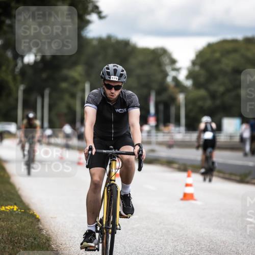 16.08.2026 - KN Förde Triathlon 2026 H.Heesch http://msf.ph/oto/9986024 16.08.2026 13:08:05 Radfahren 565, 579, 710 meine-sportfotos.de