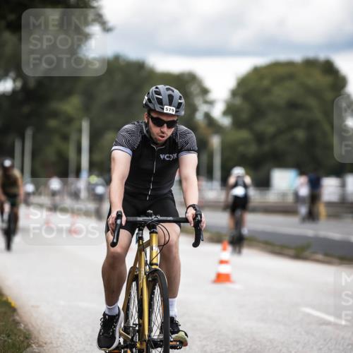 16.08.2026 - KN Förde Triathlon 2026 H.Heesch http://msf.ph/oto/9986029 16.08.2026 13:08:06 Radfahren 565, 579, 710 meine-sportfotos.de