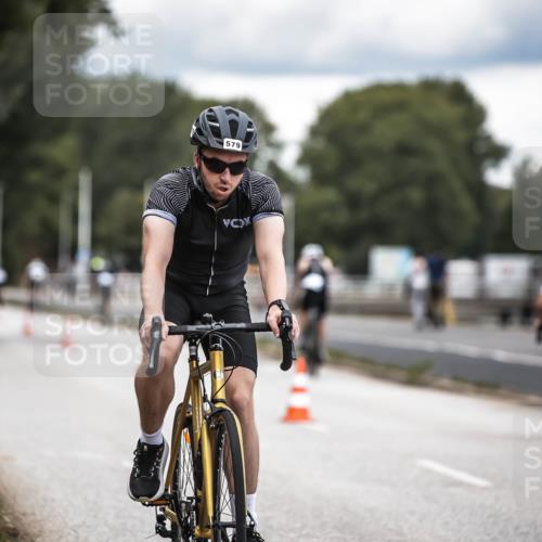 16.08.2026 - KN Förde Triathlon 2026 H.Heesch http://msf.ph/oto/9986031 16.08.2026 13:08:06 Radfahren 565, 579, 710 meine-sportfotos.de