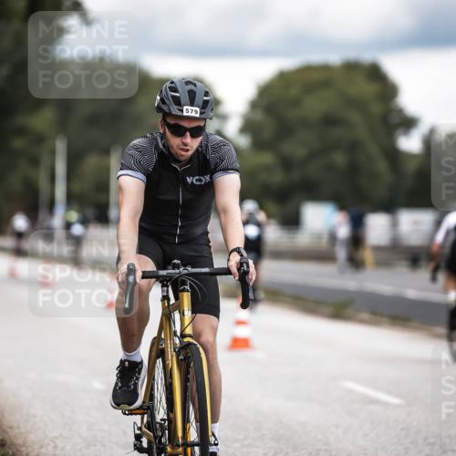 16.08.2026 - KN Förde Triathlon 2026 H.Heesch http://msf.ph/oto/9986032 16.08.2026 13:08:06 Radfahren 565, 579, 710 meine-sportfotos.de