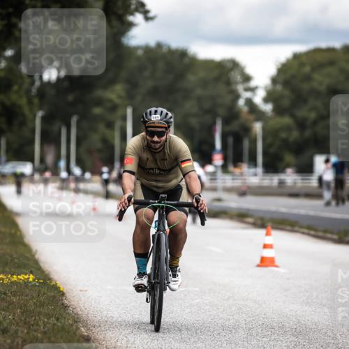16.08.2026 - KN Förde Triathlon 2026 H.Heesch http://msf.ph/oto/9986043 16.08.2026 13:08:09 Radfahren 565, 579, 710, 732 meine-sportfotos.de