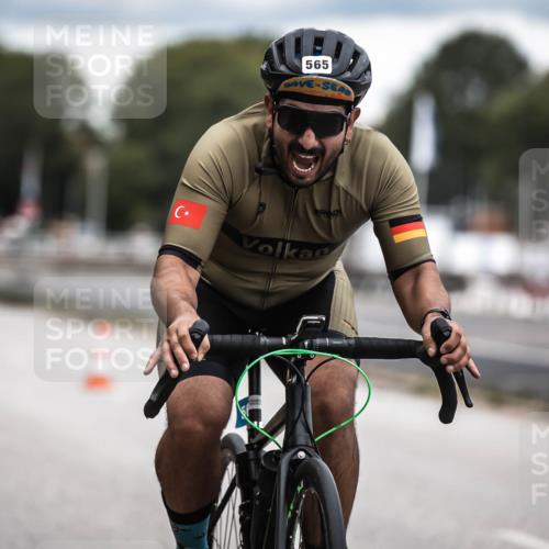 16.08.2026 - KN Förde Triathlon 2026 H.Heesch http://msf.ph/oto/9986067 16.08.2026 13:08:10 Radfahren 565, 710, 732 meine-sportfotos.de