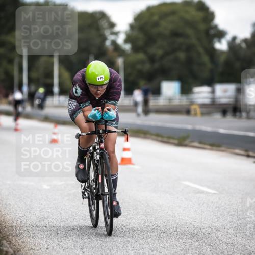 16.08.2026 - KN Förde Triathlon 2026 H.Heesch http://msf.ph/oto/9986076 16.08.2026 13:08:21 Radfahren 541, 572, 584, 590, 602, 607, 612, 722, 745 meine-sportfotos.de