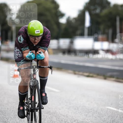 16.08.2026 - KN Förde Triathlon 2026 H.Heesch http://msf.ph/oto/9986085 16.08.2026 13:08:22 Radfahren 541, 584, 590, 602, 607, 612, 722, 745 meine-sportfotos.de