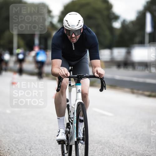 16.08.2026 - KN Förde Triathlon 2026 H.Heesch http://msf.ph/oto/9986097 16.08.2026 13:08:38 Radfahren 576, 715 meine-sportfotos.de