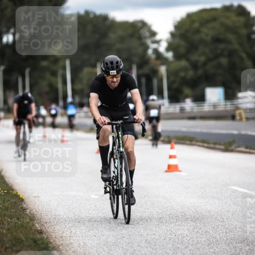 16.08.2026 - KN Förde Triathlon 2026 H.Heesch http://msf.ph/oto/9986116 16.08.2026 13:08:44 Radfahren 527, 576, 586, 598 meine-sportfotos.de